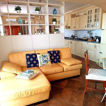Appartement Casa Luca à Forza dʼAgro Extérieur photo
